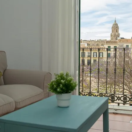 شقة C67 - Shiny 6 Bedrooms In Plaza De La Merced مالقة