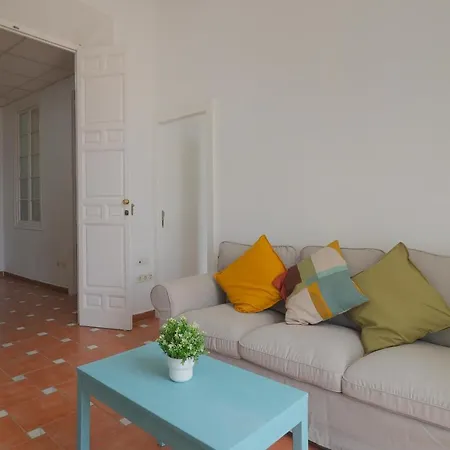 C67 - Shiny 6 Bedrooms In Plaza De La Merced * مالقة